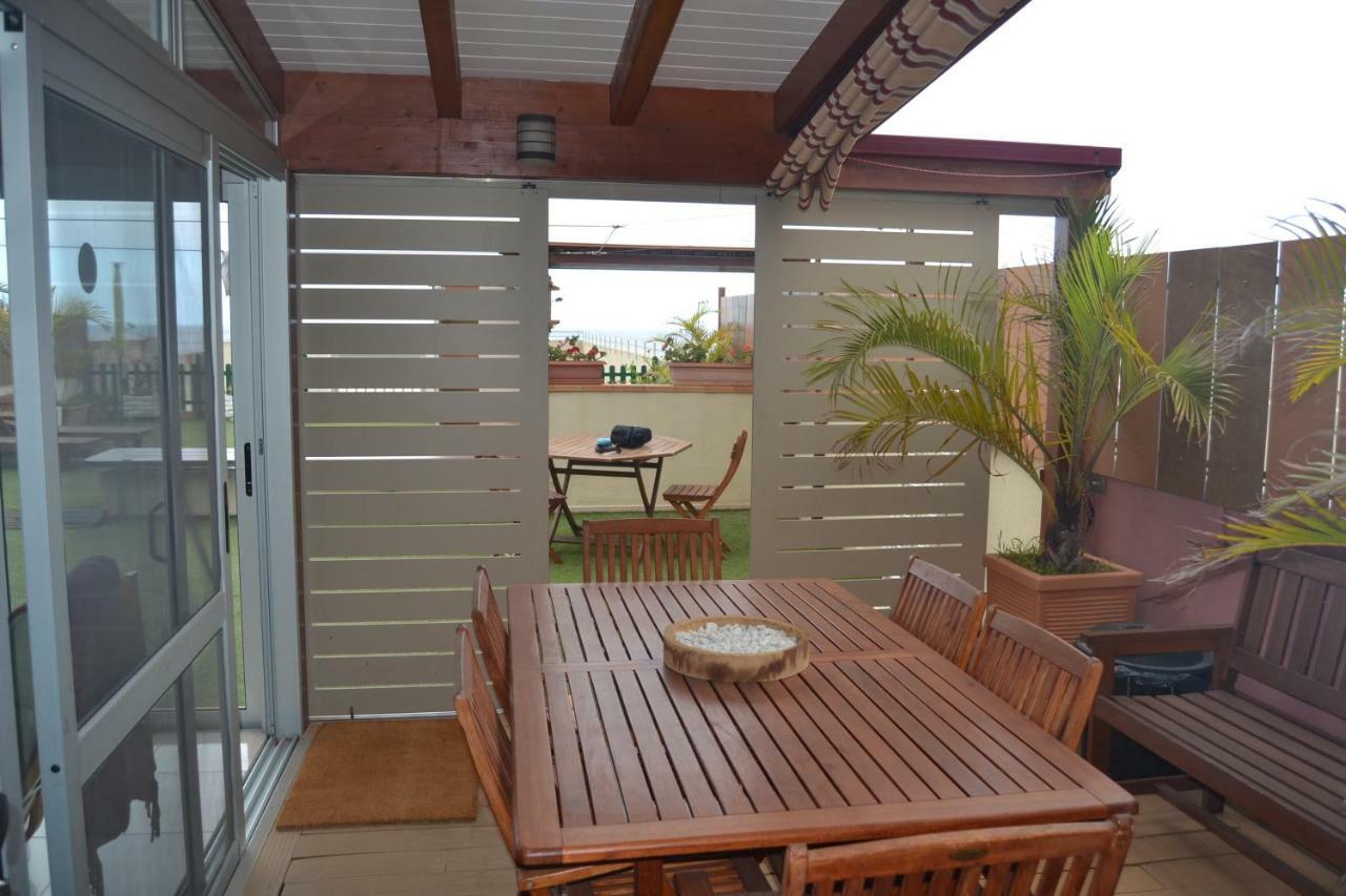 Apartamento Vacacional Relax Frente Al Mar Candelaria Exterior photo